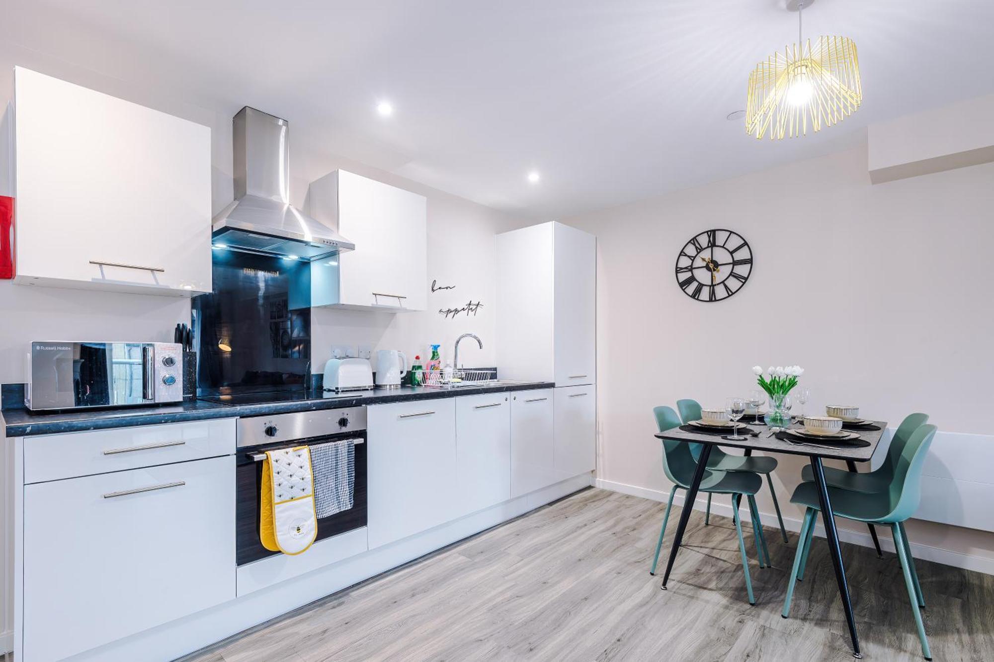 Deluxe New Build 2 Bedroom 2 Bathroom Apartment - Free Secure Parking Manchester Dış mekan fotoğraf