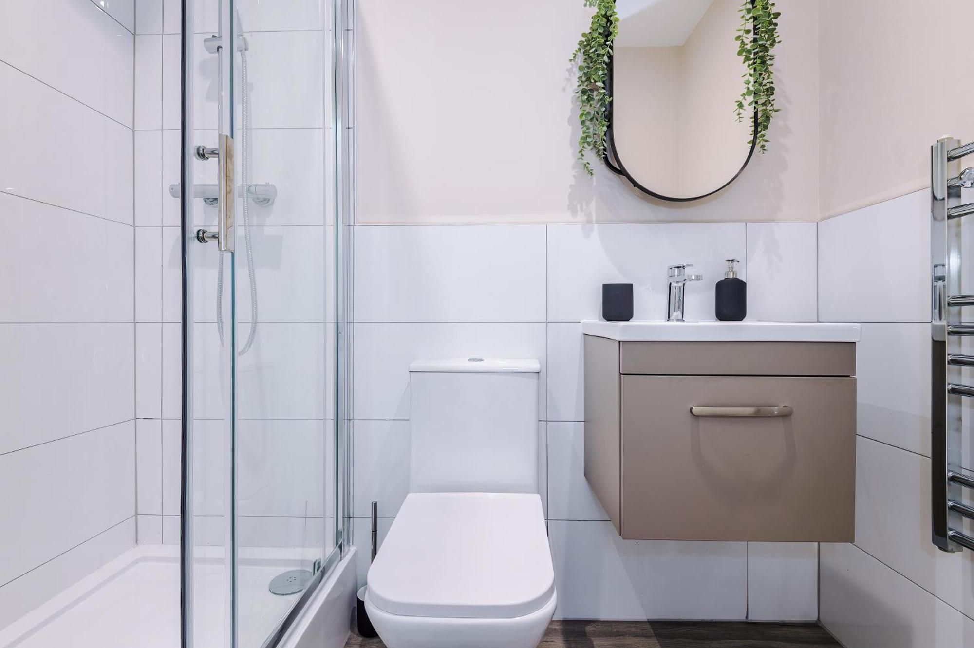 Deluxe New Build 2 Bedroom 2 Bathroom Apartment - Free Secure Parking Manchester Dış mekan fotoğraf