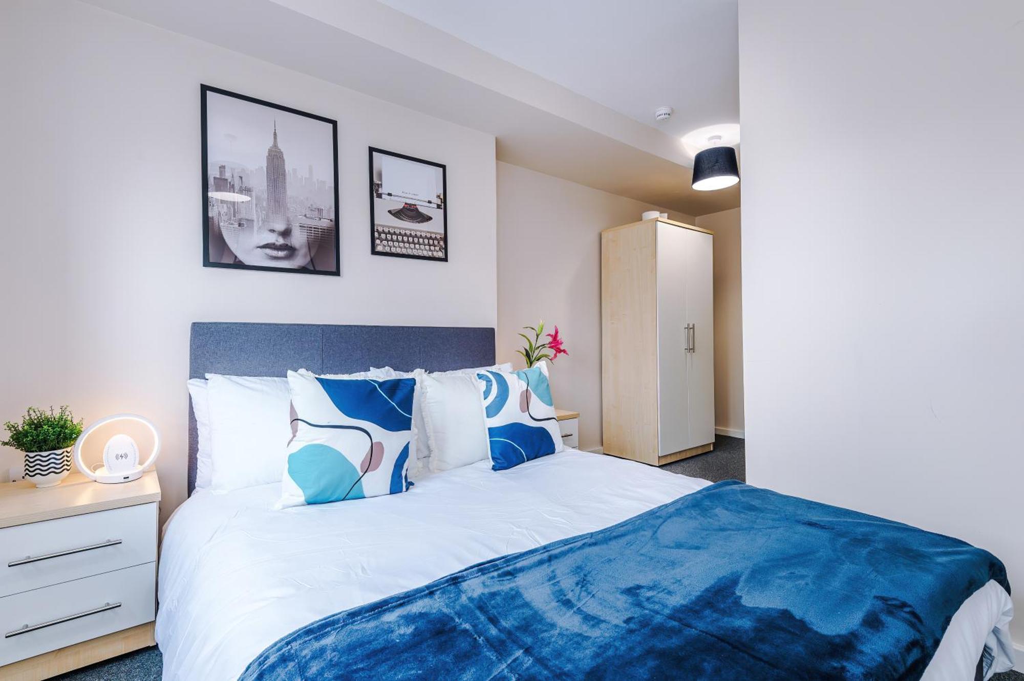 Deluxe New Build 2 Bedroom 2 Bathroom Apartment - Free Secure Parking Manchester Dış mekan fotoğraf