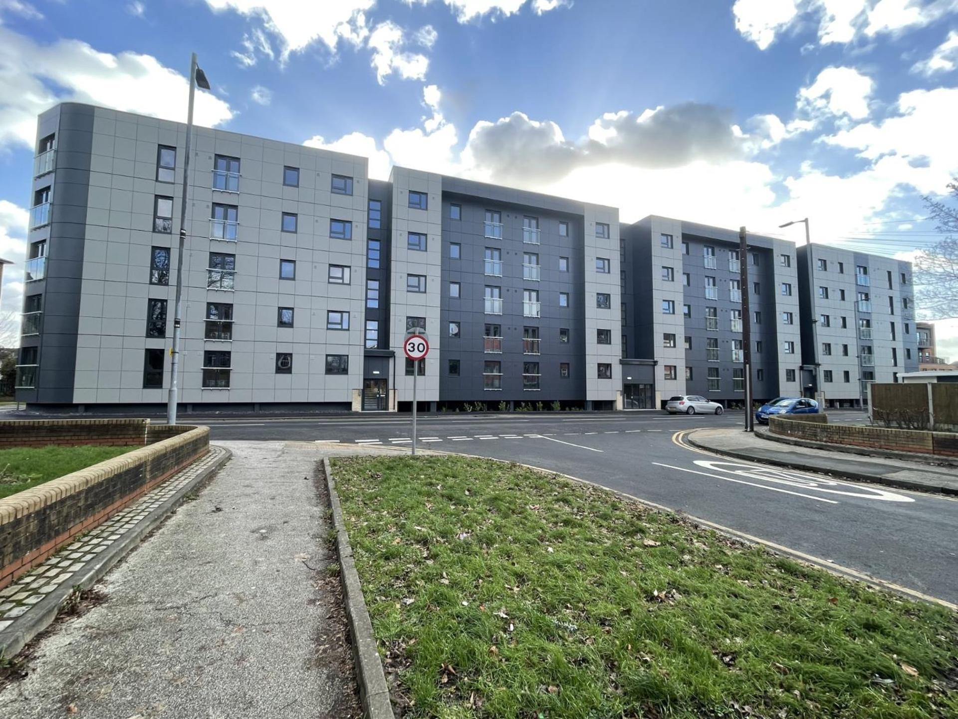 Deluxe New Build 2 Bedroom 2 Bathroom Apartment - Free Secure Parking Manchester Dış mekan fotoğraf
